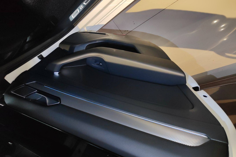 一汽-大众CC 2020款 330TSI 魅颜版 国VI中控内饰7008