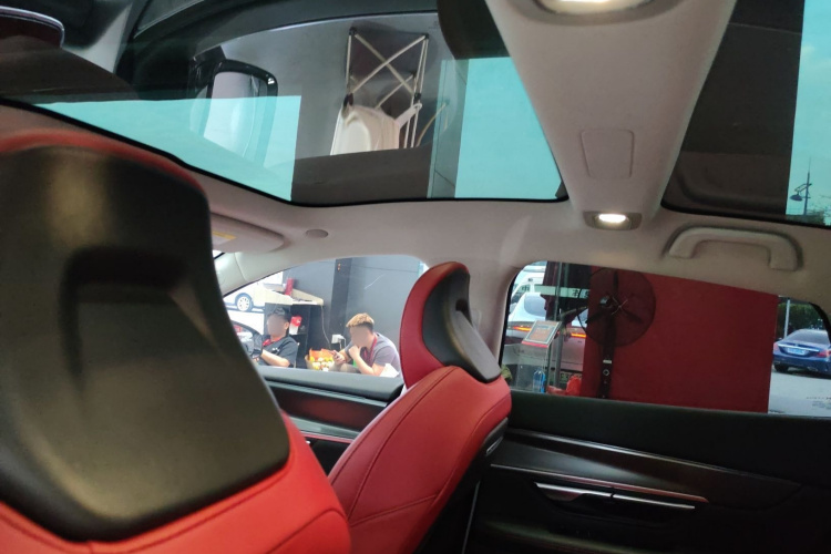 小鹏P7 2023款 P7i 702 Pro局部细节22