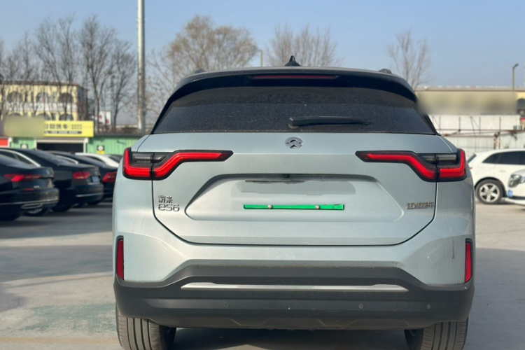 蔚来ES6 2020款 600KM 运动版车身外观6004