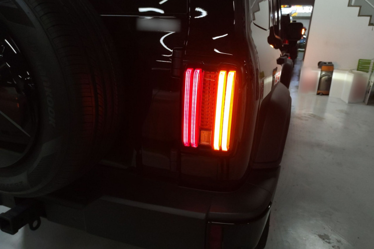 坦克300 2024款 2.0T 挑战者车身外观9