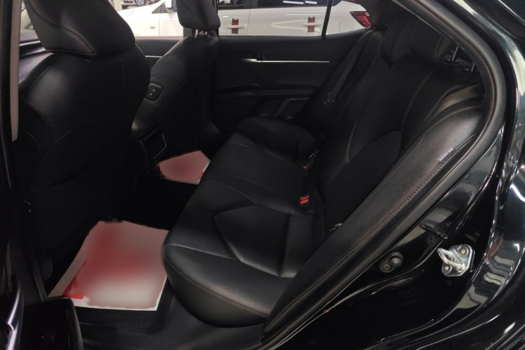 丰田 凯美瑞 2021款 2.0G 豪华版中控内饰7004