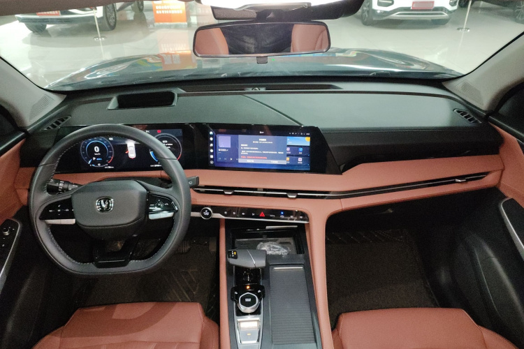 长安CS75 PLUS 2024款 第三代 冠军版 2.0T 智驾劲擎型中控内饰7002
