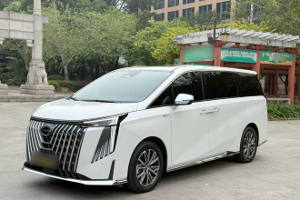 广汽传祺 传祺M8 2024款 大师系列 超级混动版