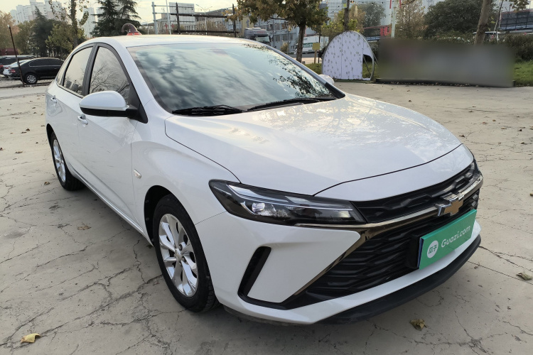 雪佛兰 科鲁泽 2023款 1.5L 双离合悦享版车身外观3