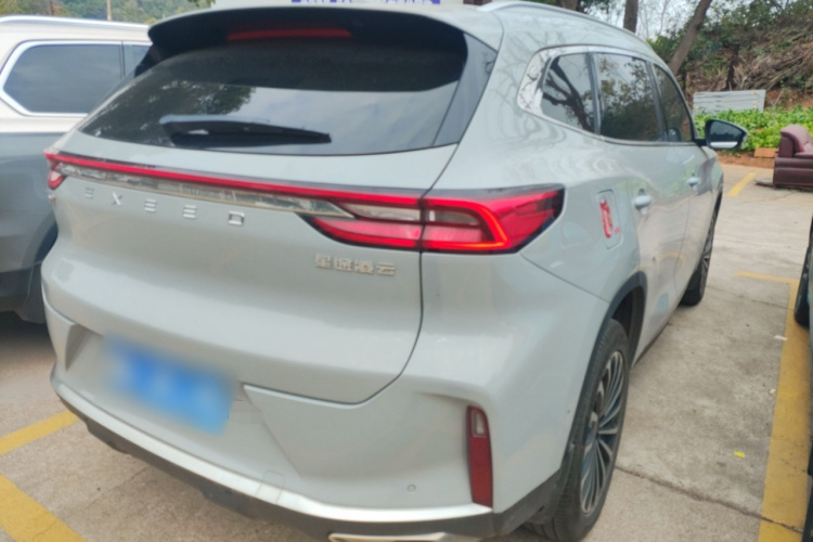 星途凌云 2021款 400T 两驱星尊版车身外观7