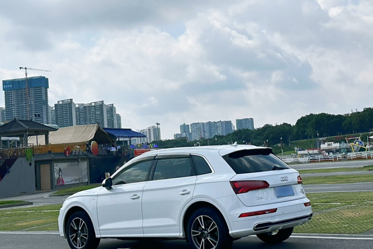 奥迪Q5L 2018款 40 TFSI 荣享时尚型 国V车身外观6003