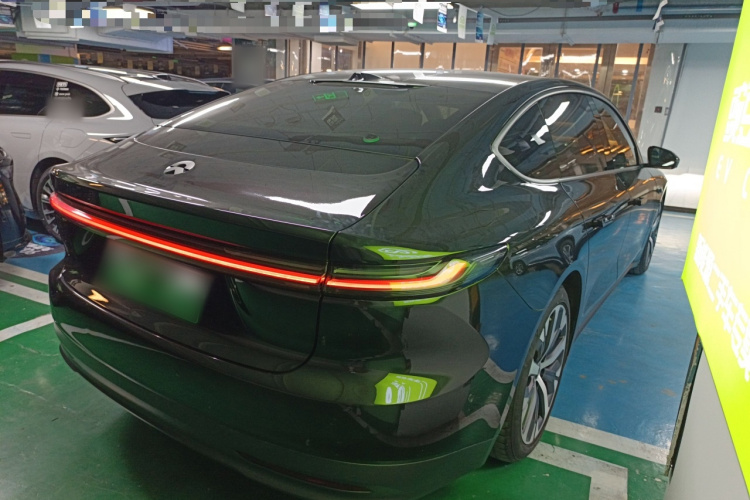 蔚来ET7 2022款 100kWh车身外观6005