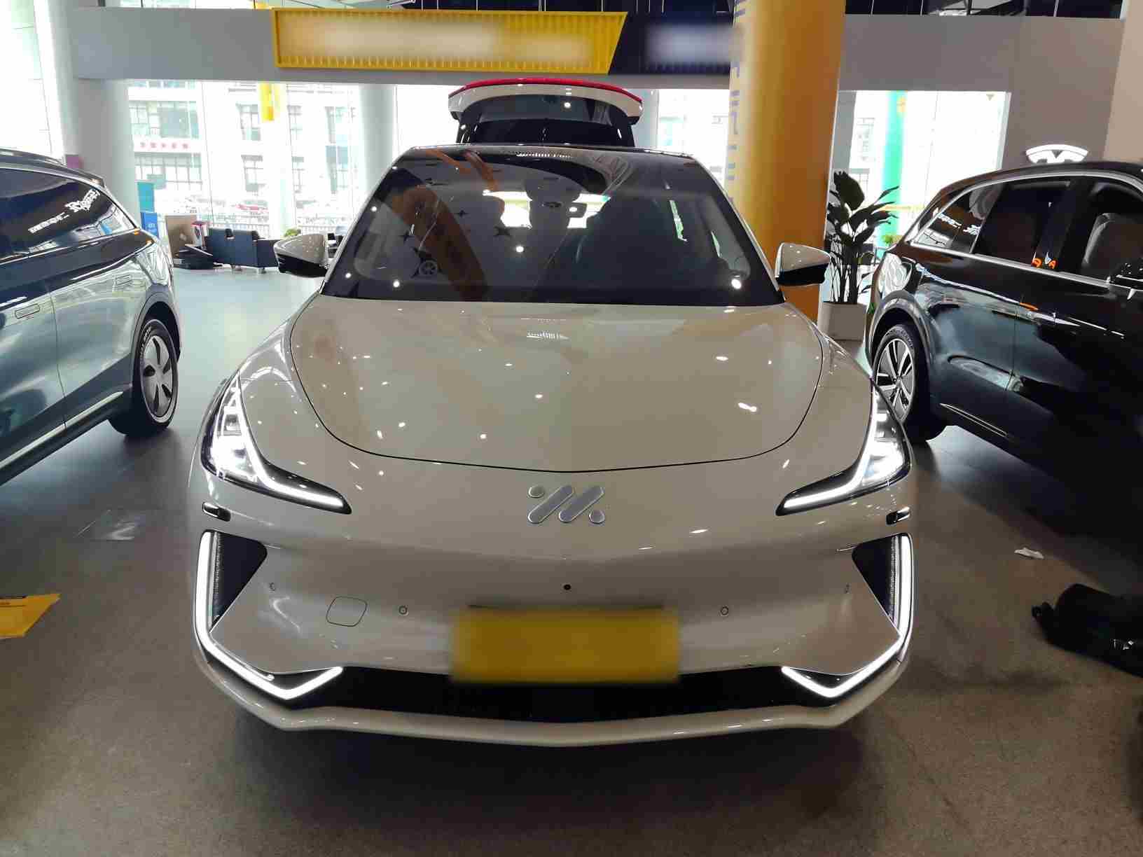 苏州二手智己LS7 2023款，中大型SUV纯电续航510km，家用养车成本高不高？