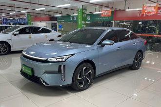 吉利银河 银河L6 2025款 EM-i 140km 星舰版