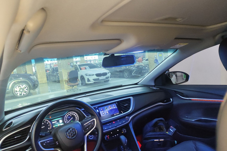 别克 英朗 2021款 改款 典范 1.5L 自动精英型中控内饰22