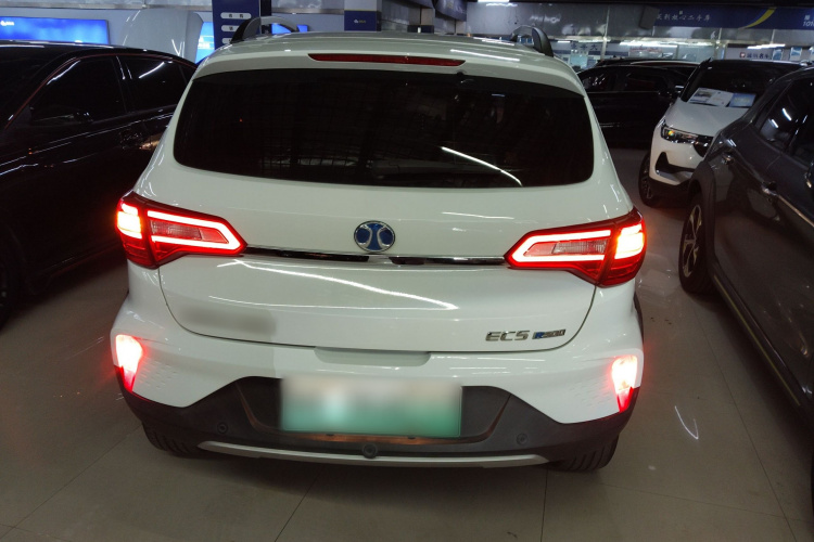 北汽新能源EC5 2019款 新尚版车身外观6004