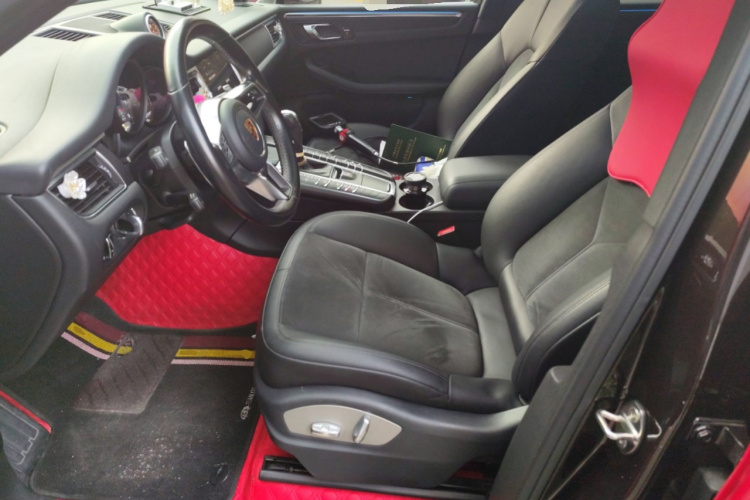 保时捷 2017款  Macan 2.0T中控内饰19