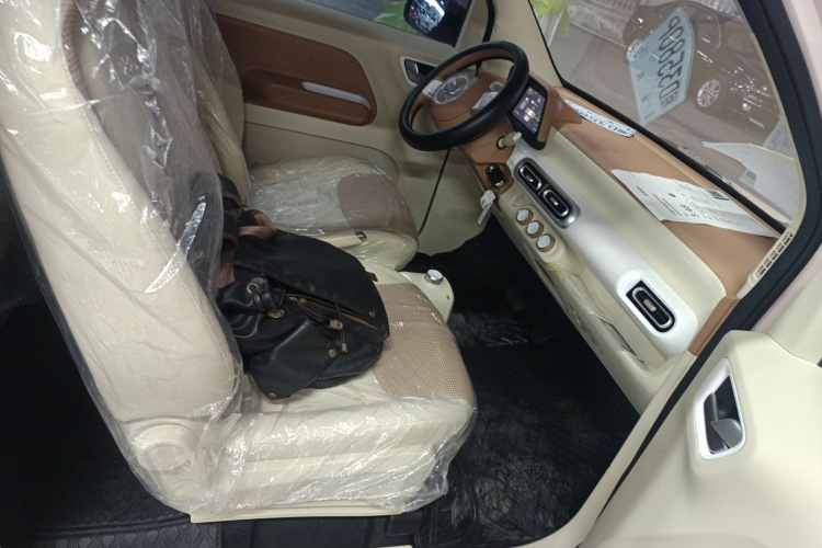 五菱汽车 宏光MINIEV 2024款 第三代 215km 青春版局部细节41