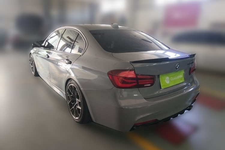 宝马3系 2019款 320i M运动曜夜版车身外观5