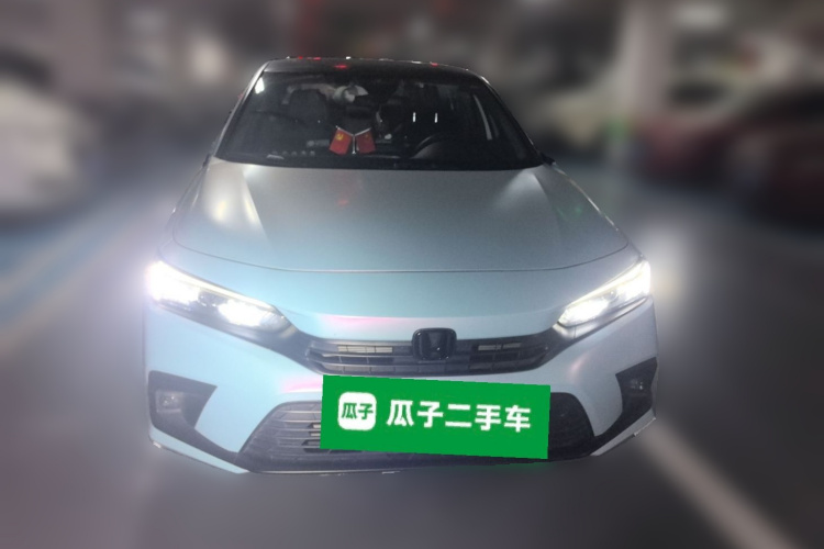 本田 思域 2022款 240TURBO CVT燃动版车身外观2