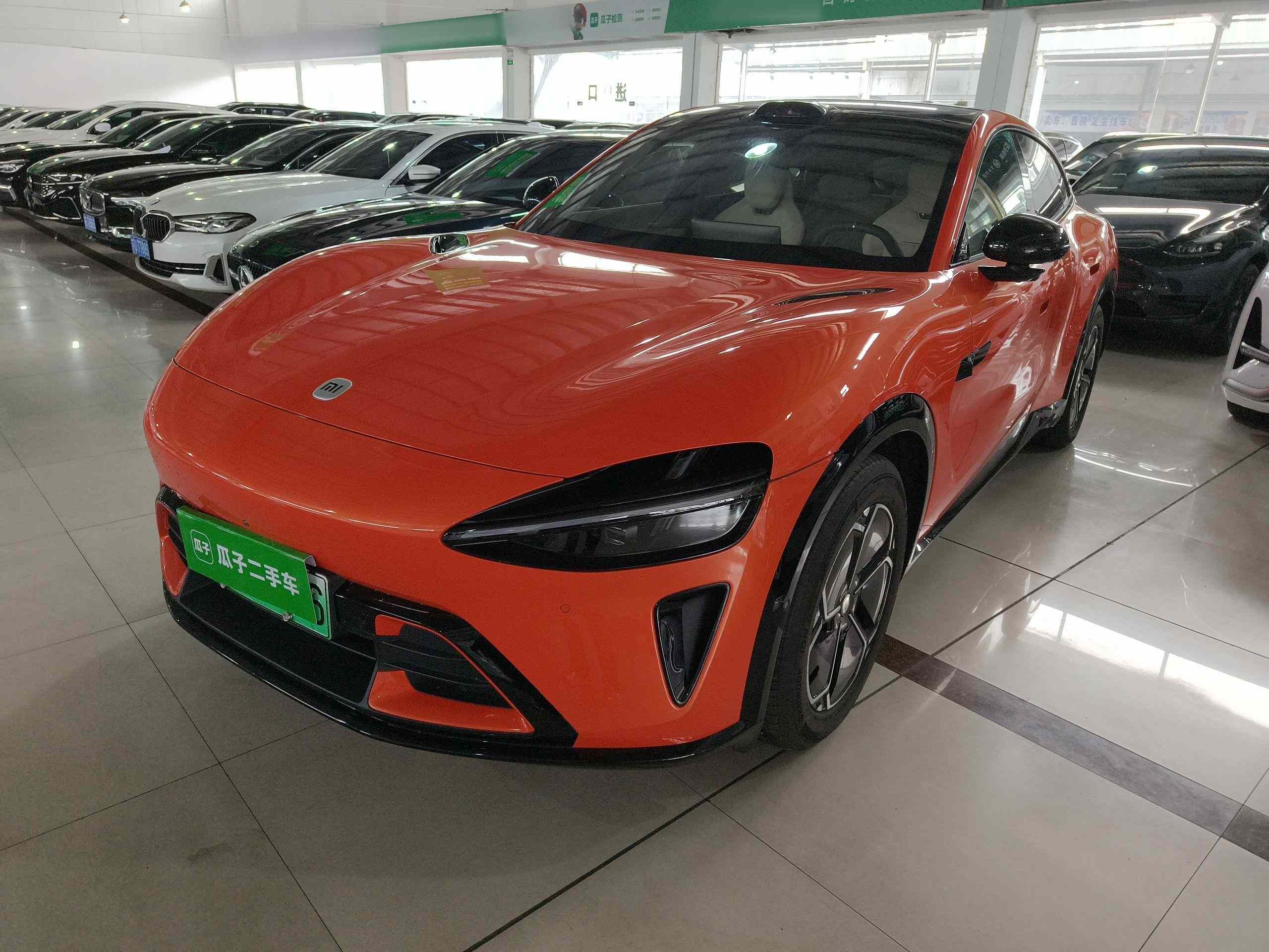 小米汽车 小米YU7 2025款 超长续航四驱Pro版(2)