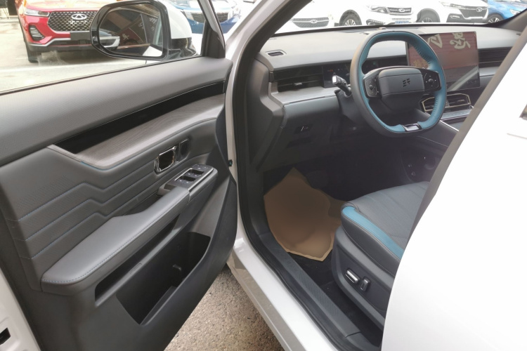 捷途山海L6 2024款 1.5TD DHT MAX中控内饰7003