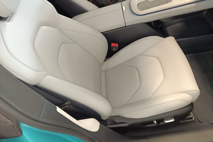 小米汽车 小米SU7 2024款 四驱超长续航高阶智驾Max版局部细节41