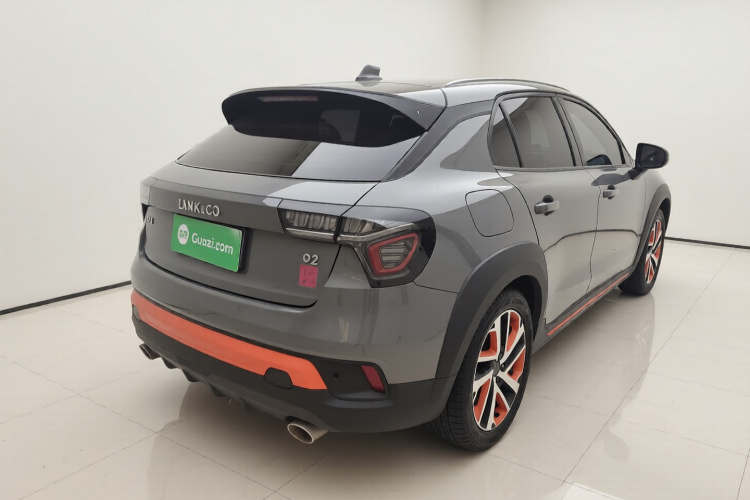 领克02 2021款 1.5T DCT两驱耀Pro车身外观7