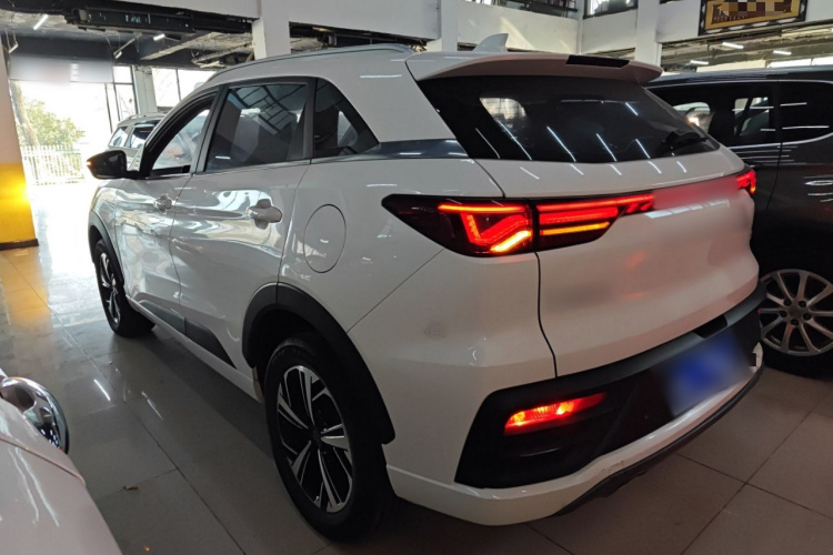 思皓QX 2021款 300T DCT豪华智联型车身外观4