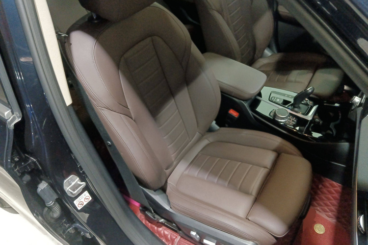 宝马X3 2021款 改款 xDrive25i M运动套装局部细节41