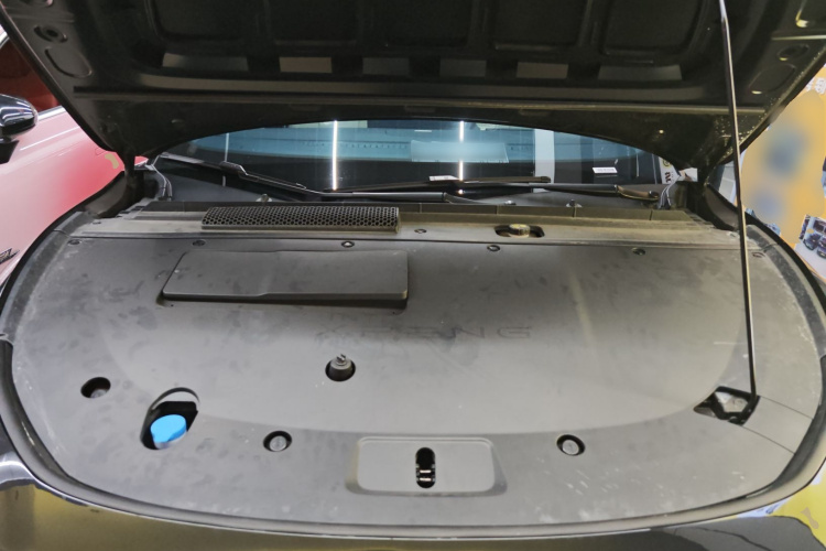 小鹏P7+ 2024款 长续航 Max机舱底盘24