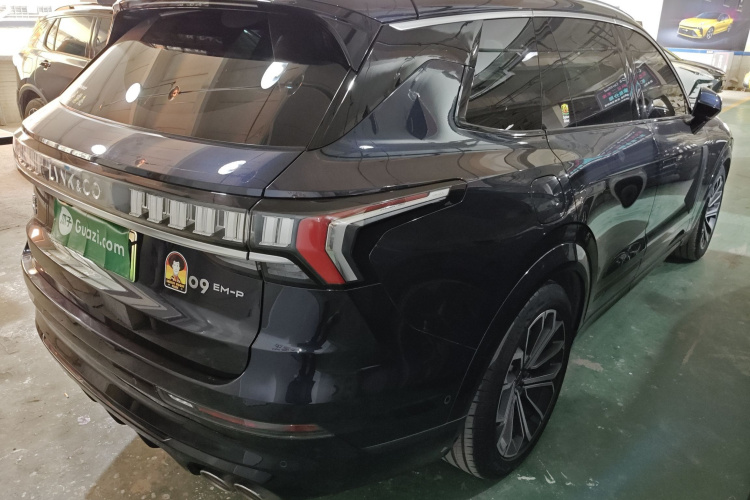领克09 EM-P 2023款 2.0TD EM-P 四驱亚运行政版 五座车身外观7