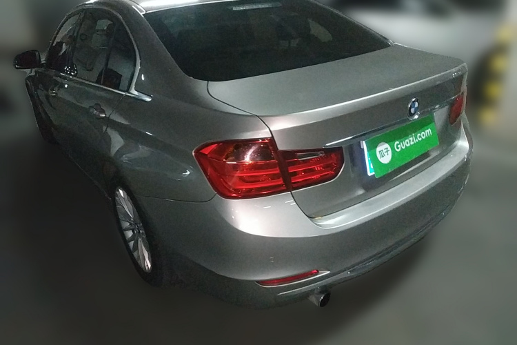 宝马3系 2014款 320Li 豪华设计套装车身外观6003
