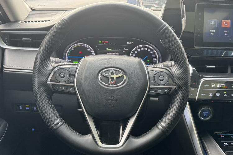 丰田 凌放HARRIER 2022款 双擎 2.5L CVT两驱豪华版中控内饰7001