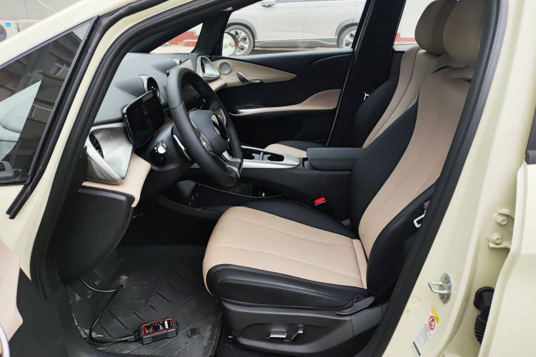 比亚迪 海豚 2025款 智驾版 420km 自由版局部细节19