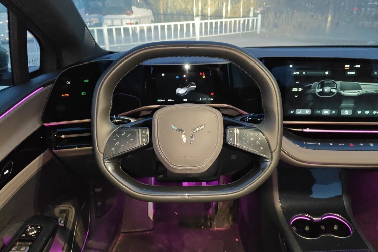 红旗EH7 2024款 690 Pro局部细节13