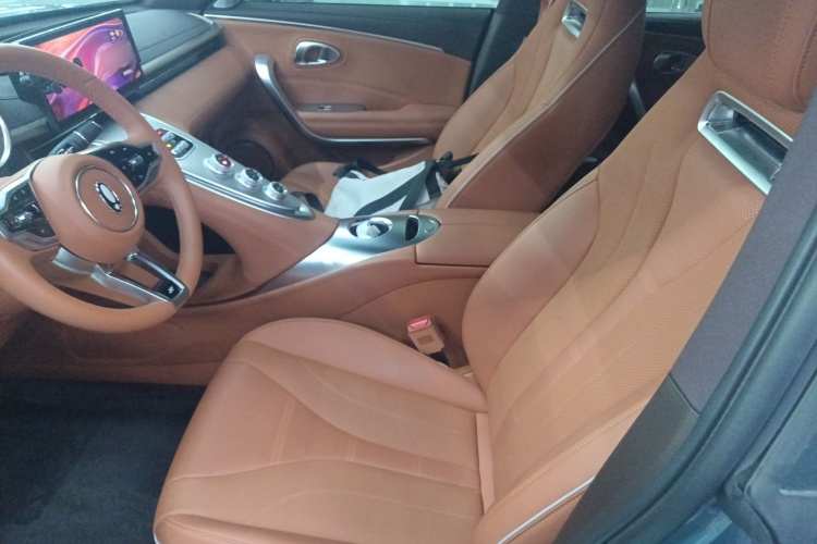 欧拉闪电猫 2022款 555km 豪华版中控内饰19