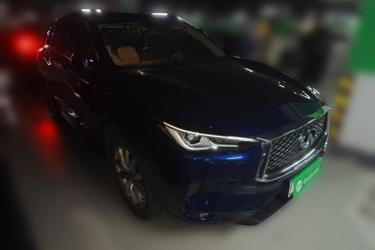 英菲尼迪QX50 2018款 2.0T 四驱菁英版车身外观3