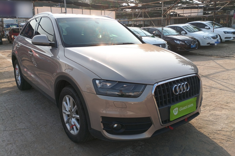 奥迪Q3 2015款 30 TFSI 进取型车身外观3