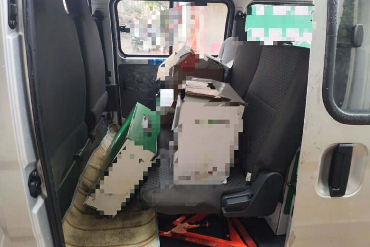 五菱汽车 五菱之光 2023款 1.5L 实用型 5/7座中控内饰21