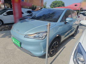 哪吒汽车 哪吒V 2022款 长续航行业定制版