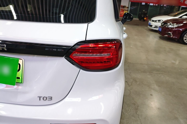 零跑汽车 零跑T03 2023款 200轻享版车身外观6006