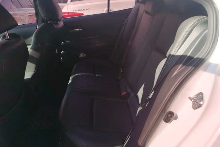 丰田 卡罗拉 2019款 1.2T S-CVT GL先锋版中控内饰21