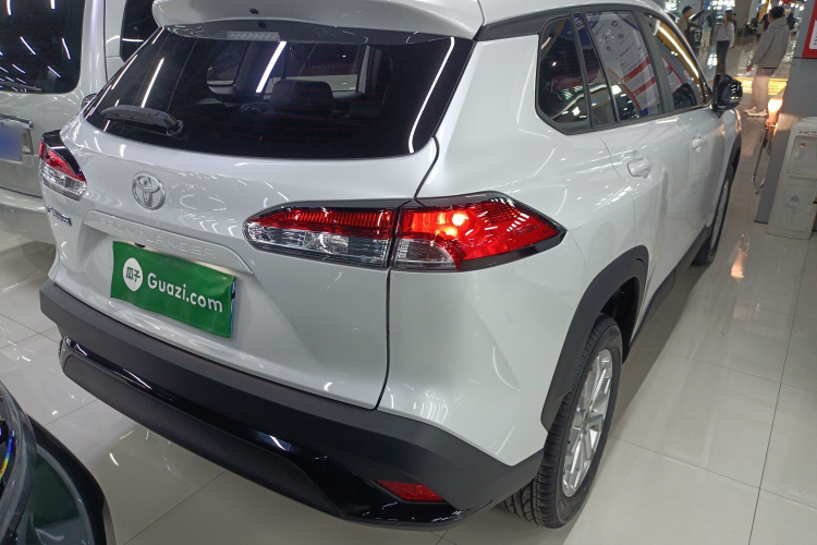 丰田 锋兰达 2026款 2.0L CVT舒适版车身外观6005