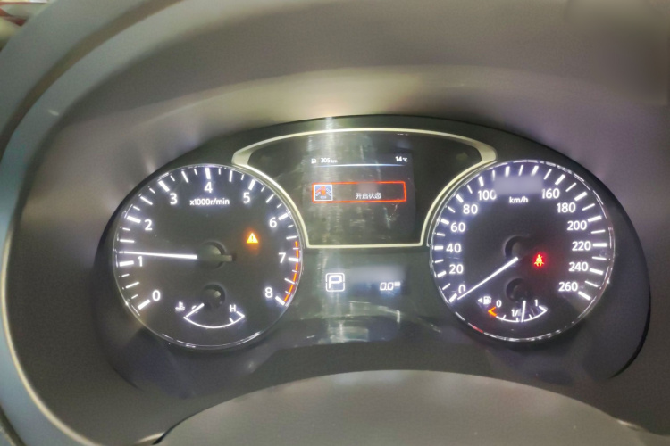 日产 天籁 2016款 改款 2.0L XL舒适版局部细节14