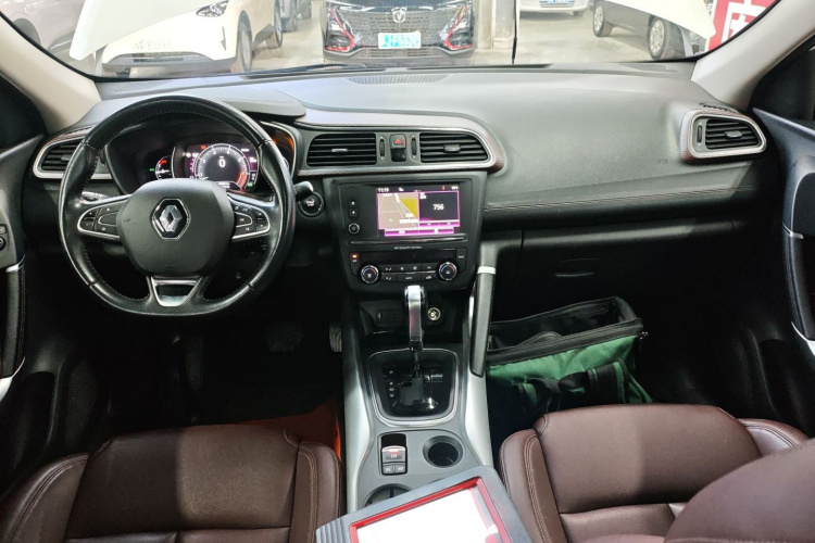 雷诺 科雷嘉 2017款 2.0L 120周年限量版中控内饰12