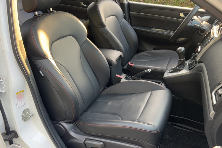 哈弗M6 2018款 改款 1.5T DCT两驱精英型局部细节41