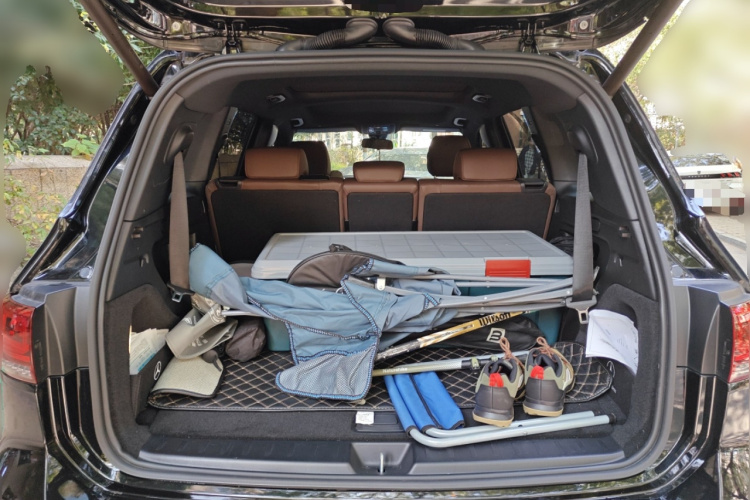 奔驰GLB 2021款 GLB 200 时尚型局部细节23