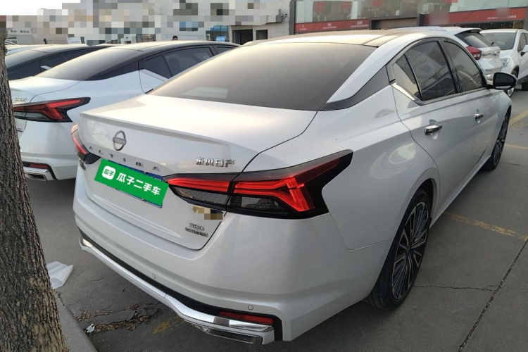 日产 天籁 2022款 2.0T XL 进享版车身外观7