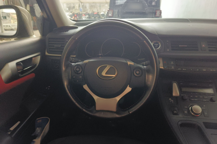 雷克萨斯CT 2017款 CT200h 精英版 单色 国V局部细节13