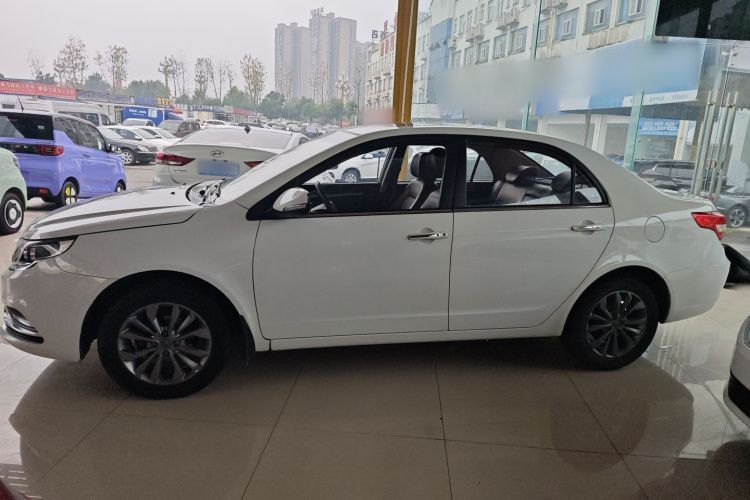 吉利汽车 远景 2017款 1.5L 自动幸福版车身外观4