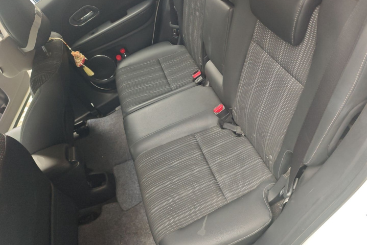 本田 缤智 2017款 1.8L CVT两驱豪华型中控内饰21