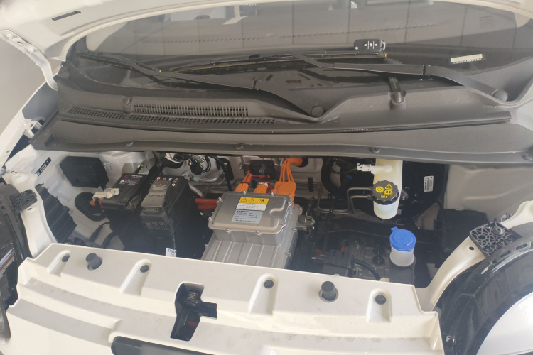 长安启源 长安Lumin 2026款 宝藏版 205km 酷爱米 宁德机舱底盘24