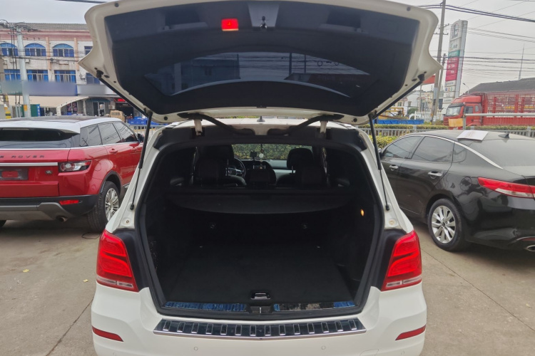 奔驰GLK级 2015款 GLK 260 4MATIC 动感型 极致版机舱底盘23