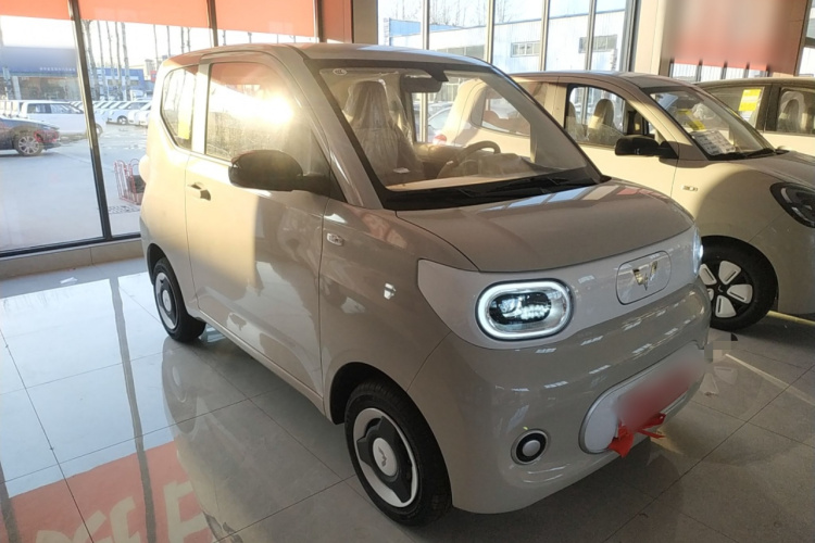 五菱汽车 宏光MINIEV 2024款 第三代 215km 青春版车身外观3